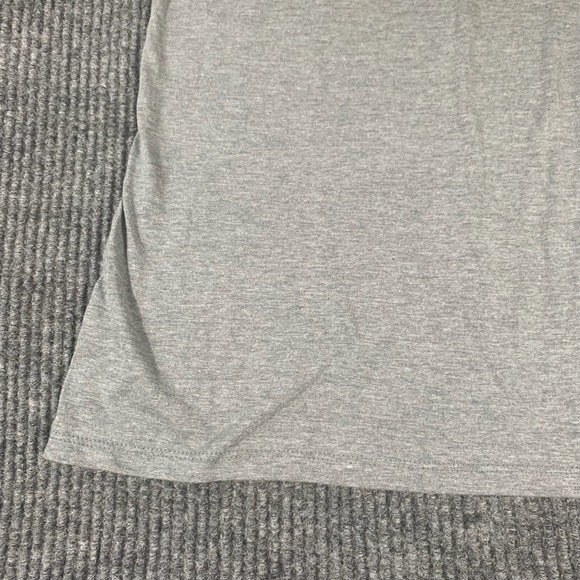 Michigan Wolverines T Shirt Womens Medium Gray Spell Out Script NCAA College NWT - Picture 5 of 9